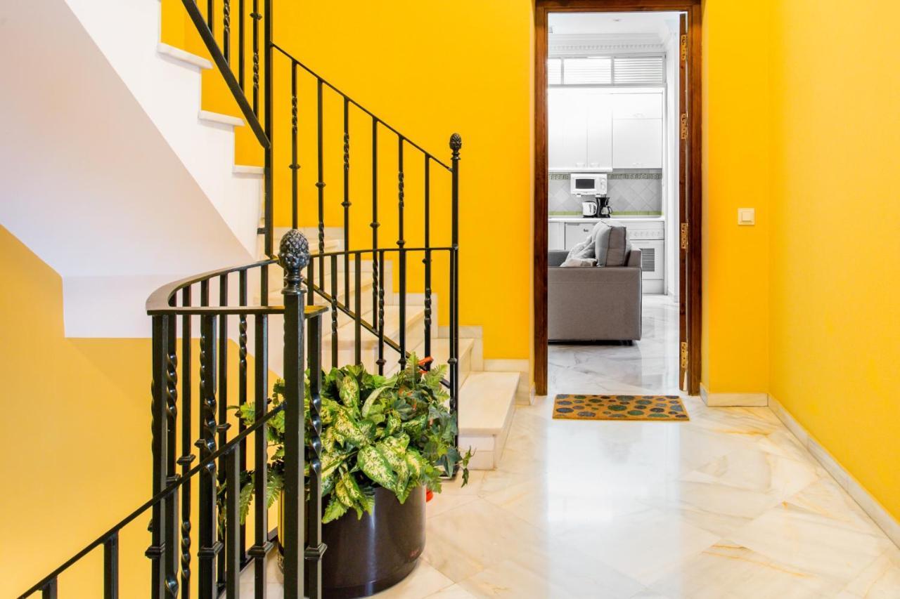 Magico Apartamento En Casa Palacio Del Siglo XVII Sevilla Eksteriør billede