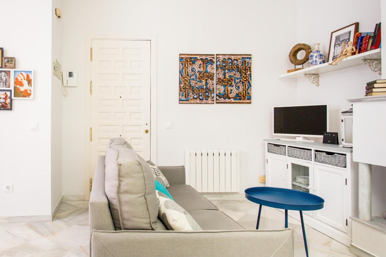 Magico Apartamento En Casa Palacio Del Siglo XVII Sevilla Eksteriør billede