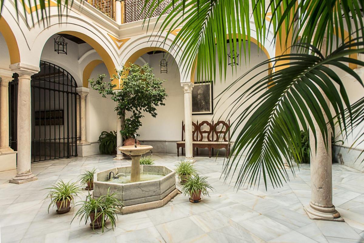 Magico Apartamento En Casa Palacio Del Siglo XVII Sevilla Eksteriør billede